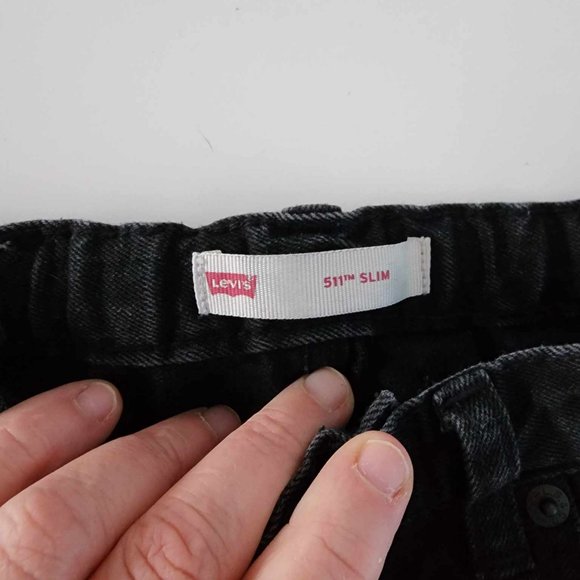 EUC Levi Slim Fit 511 Black Jeans (5 Reg) - Picture 3 of 4